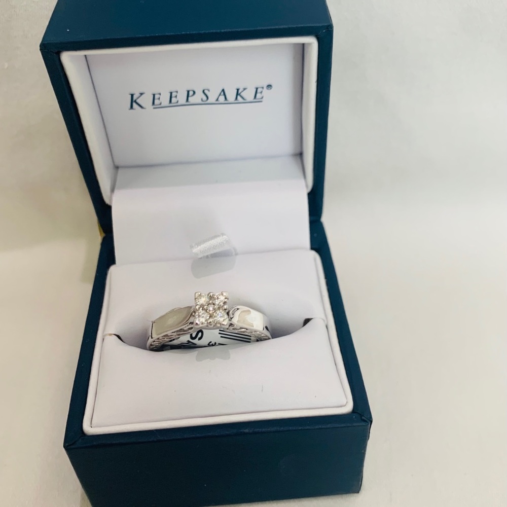 Diamond ring - Picture 2 of 6